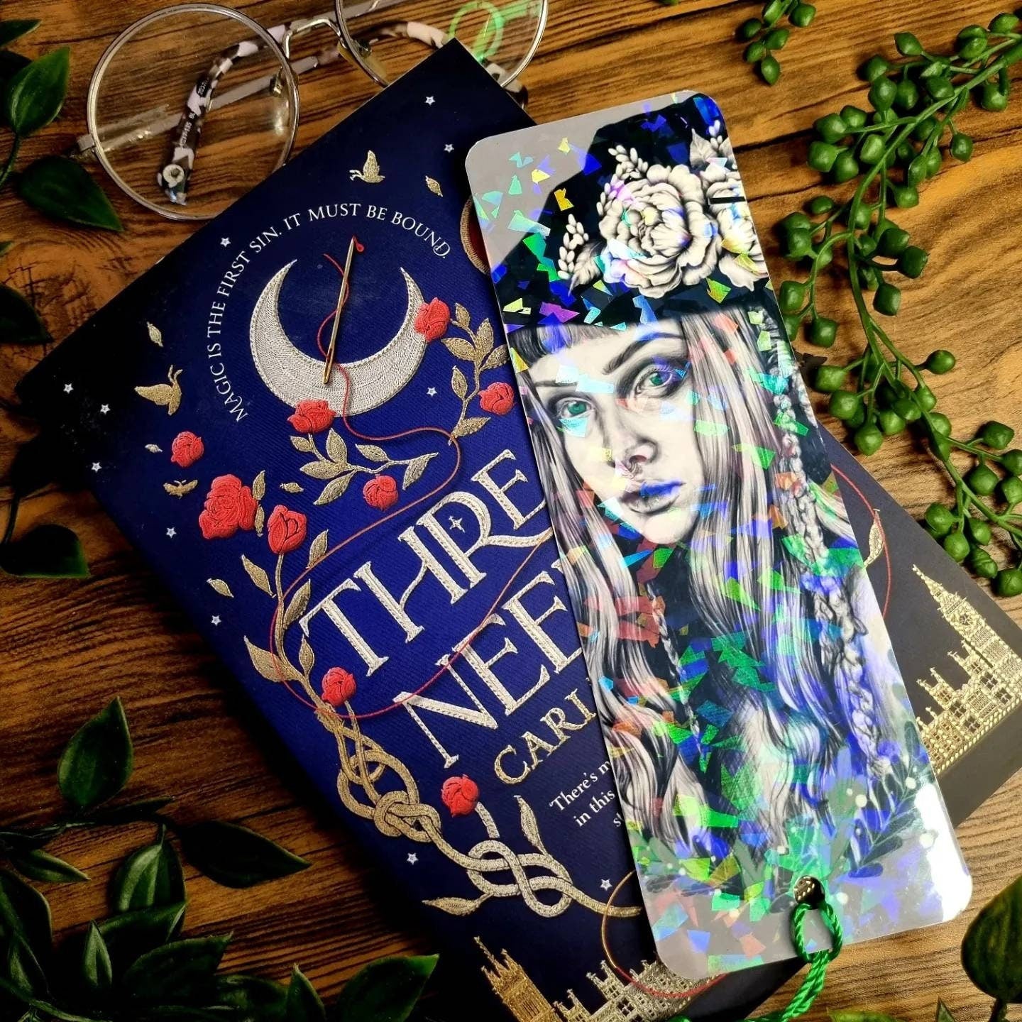 Mystery art bundle box, secret lucky dip bag. Eco-friendly original artwork . Keychain. Bookmarks. Postcards. Artprints signed by artist.