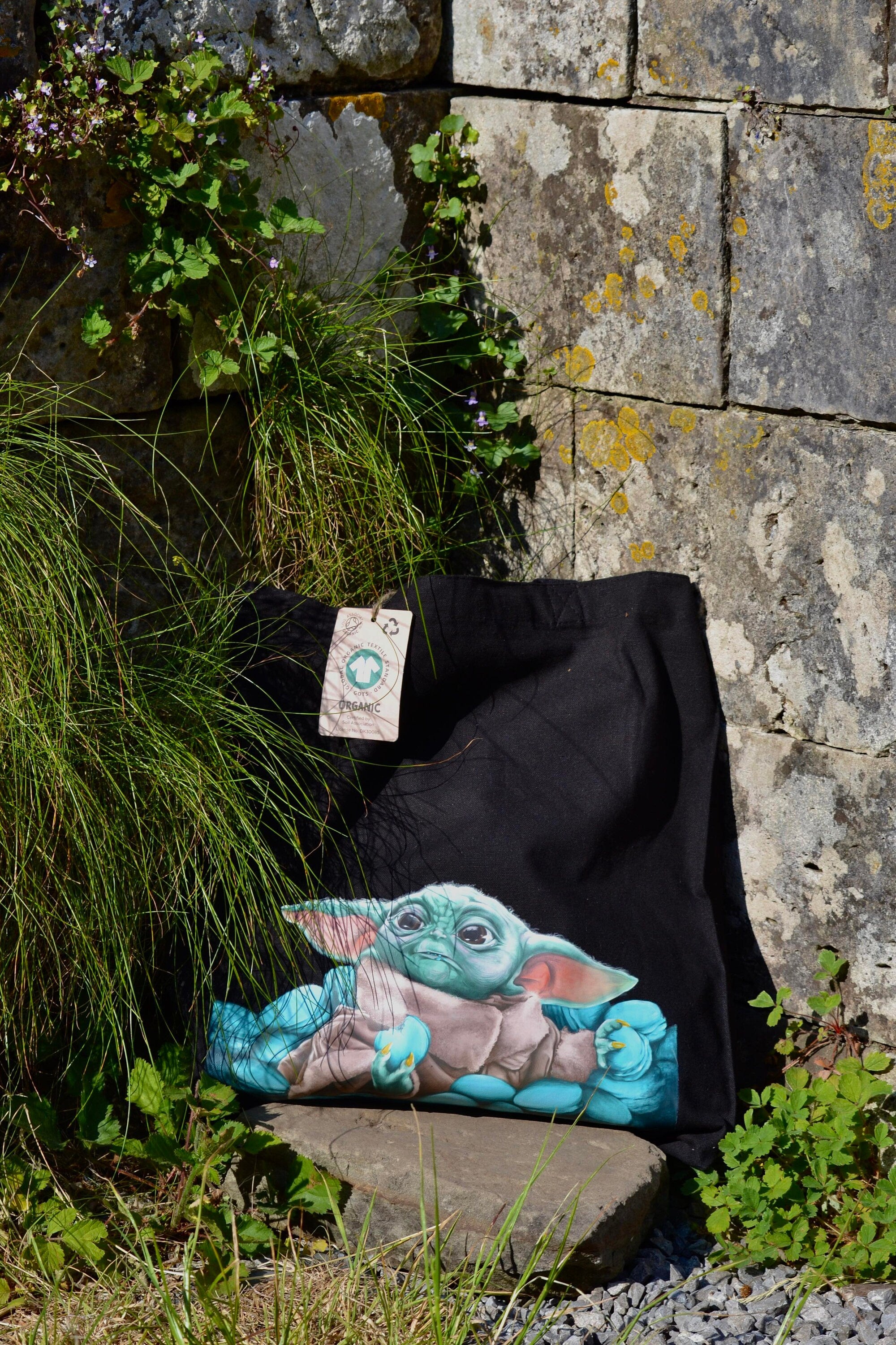 Handpressed unique baby yoda art drawing illustration starwars inspired 100% organic fairtrade nerd geek 10oz flat base totebag fashion bag