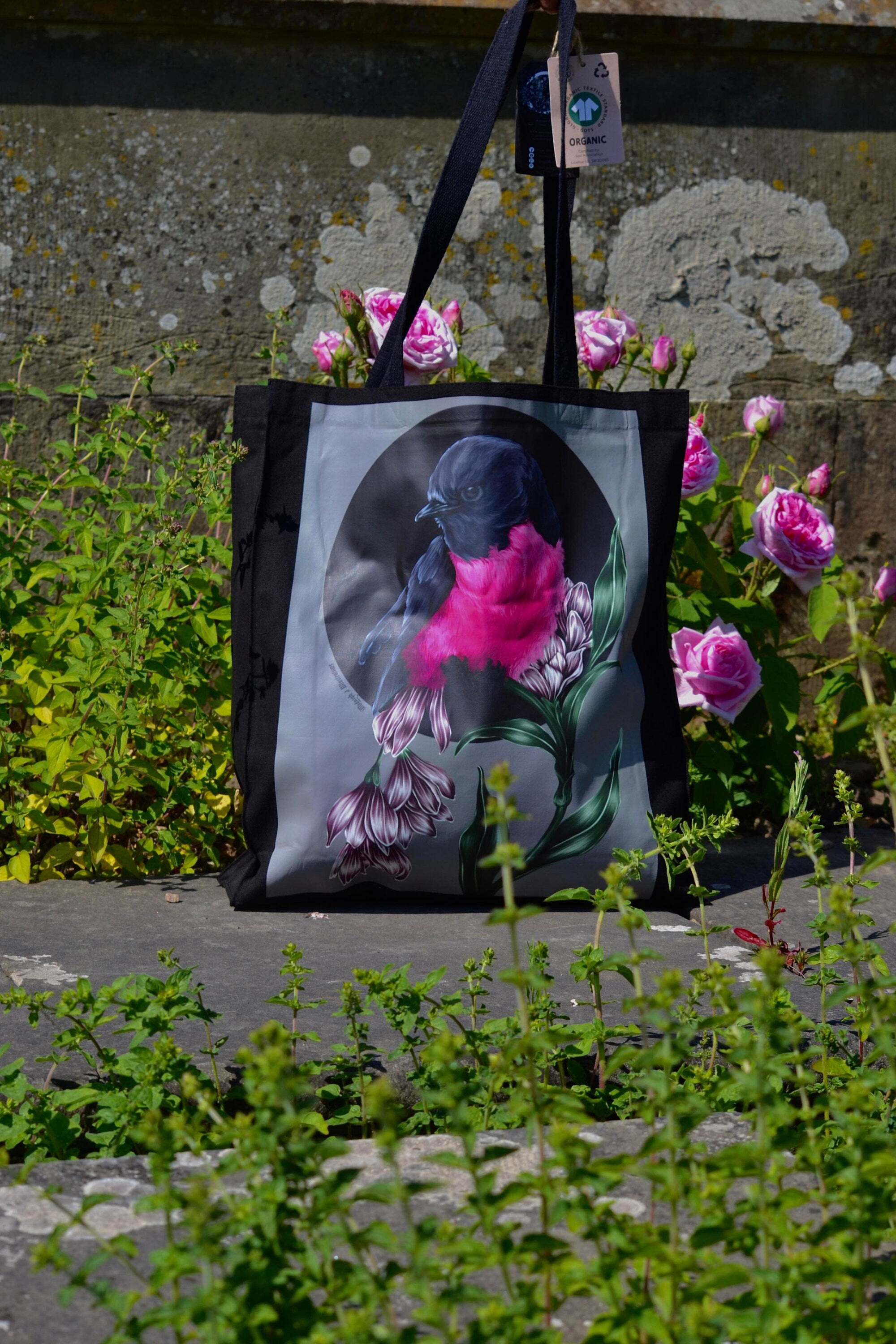 Handpressed unique pink robin art drawing illustration pink bird nature 100% organic fairtrade fairycore 10oz flat base totebag fashion bag