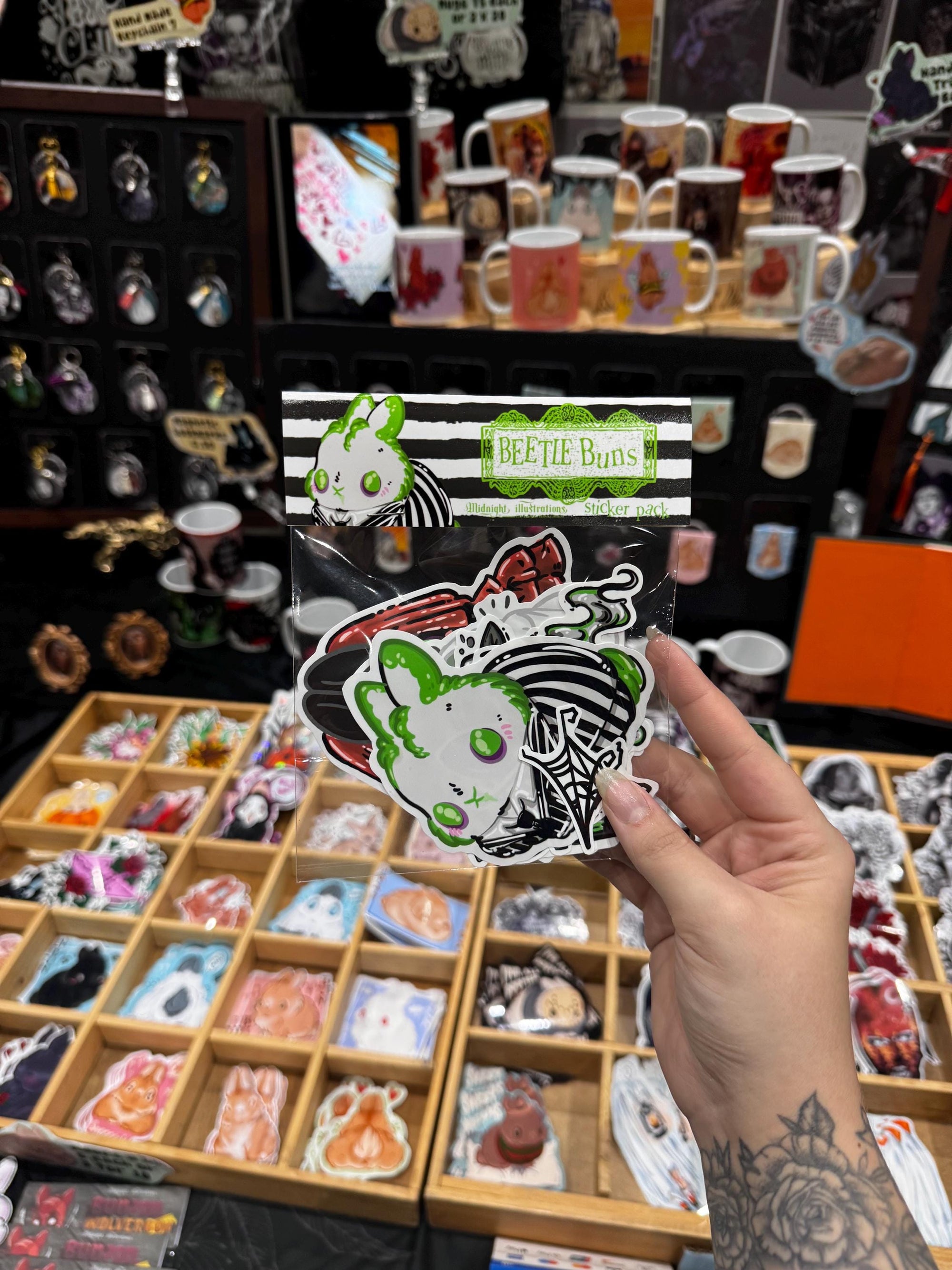 Beetlejuice inspired the buns sticker pack figuring battle bun, Lydia bun and bedsheet ghosts bun and Tim burton inspired accessories